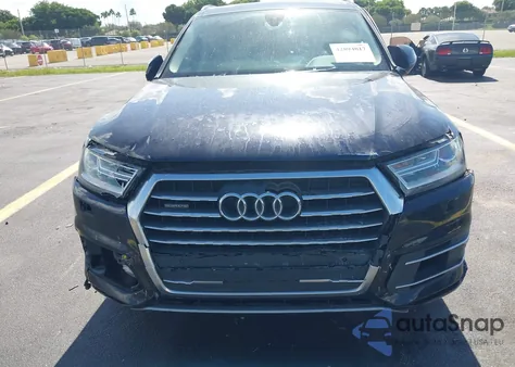 2018 Audi Q7 3.0T Premium из США, поврежденный, VIN WA1AAAF73JD011008
